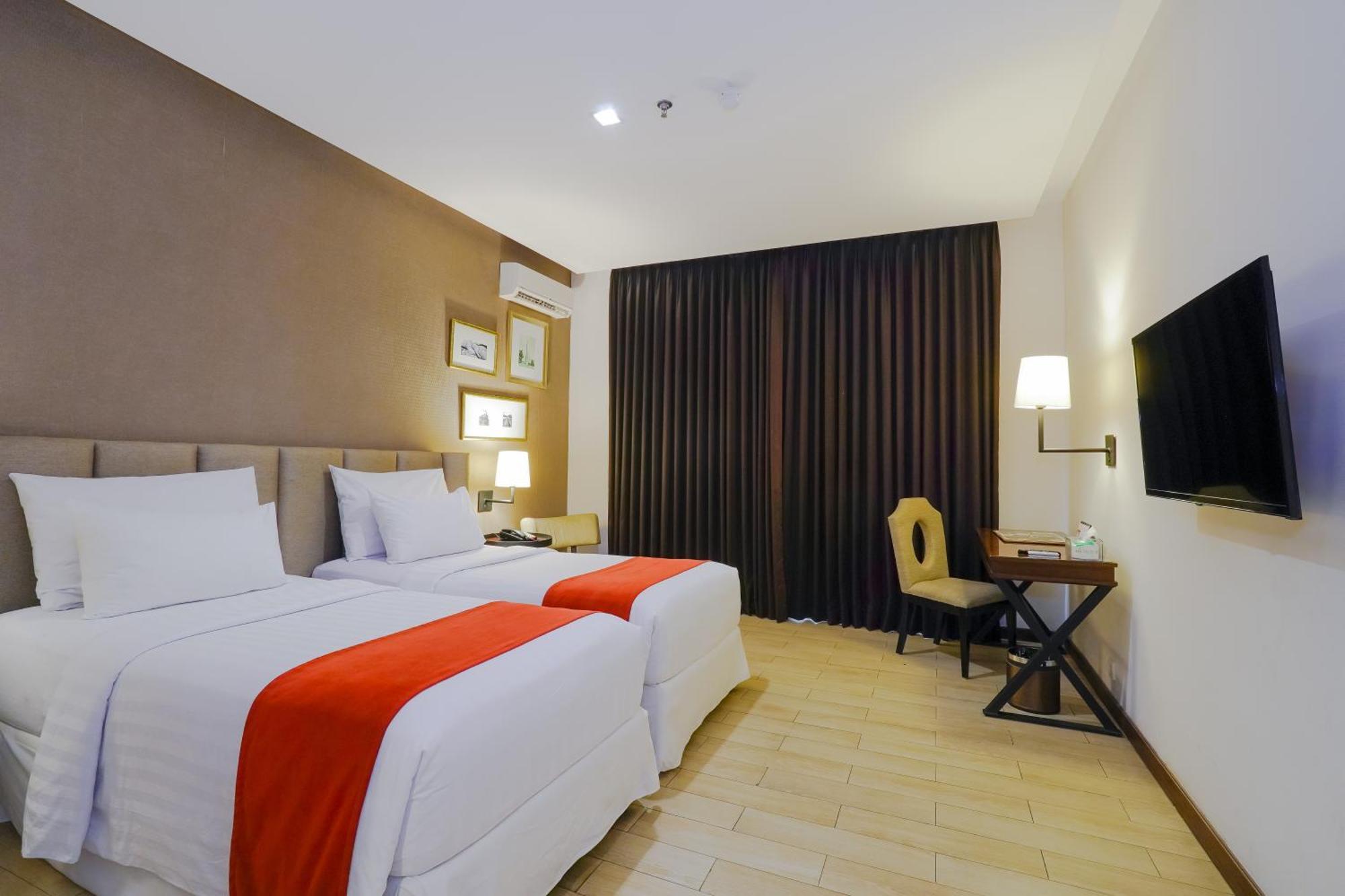 Royal Padjadjaran Hotel Богор Экстерьер фото